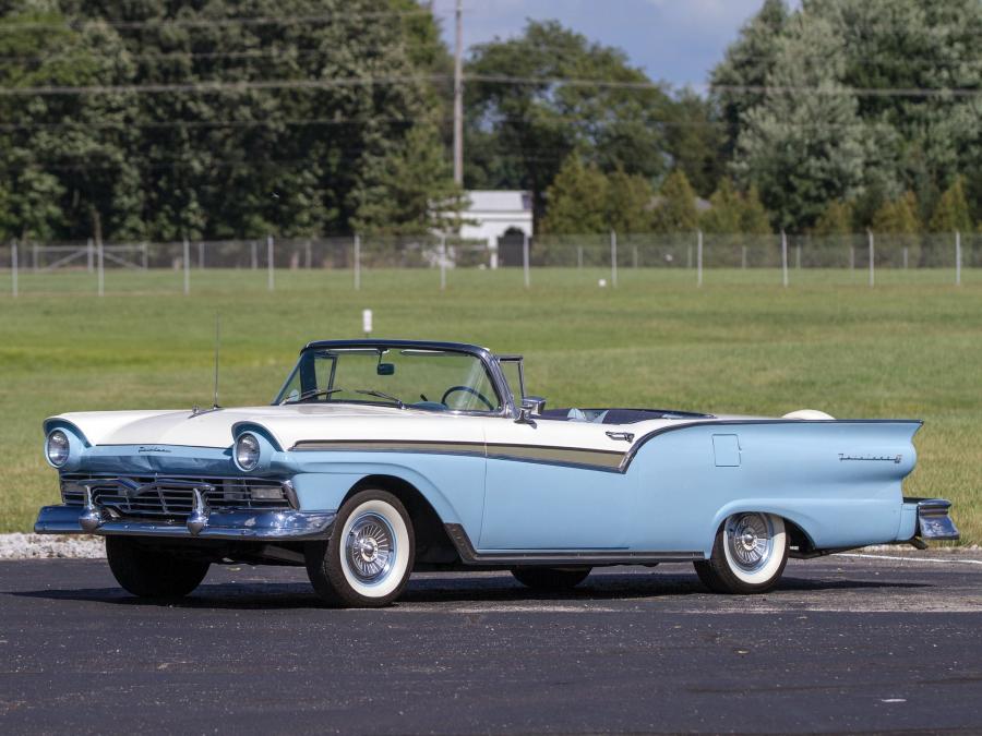 Ford Fairlane 500 Skyliner Retractable Hardtop 1957 года  (фото 34 из 41)